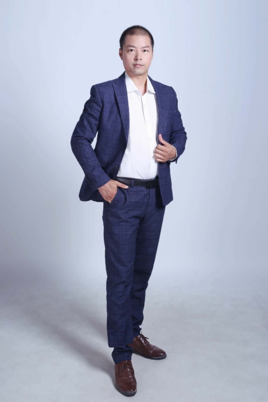 努力的青年的第一张照片--渭南认干亲服务网